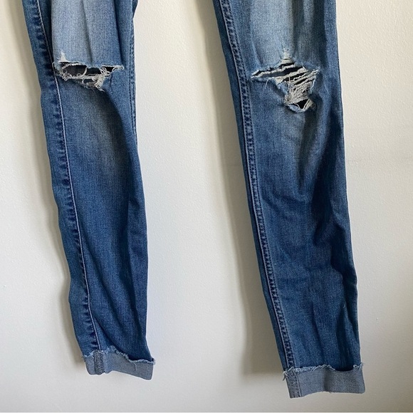 HOLLISTER High-Rise Super Skinny Stretchy Jeans • Medium Wash • 5R 27 - Picture 4 of 11